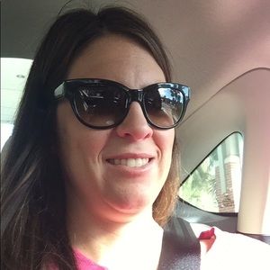 Meet your Posher, Erin